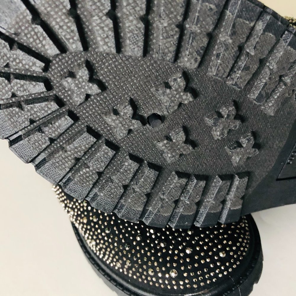 ROCK & CANDY "Lilyana" Front Lace-Up Silver Studded Boots Size 7 - Picture 7 of 8
